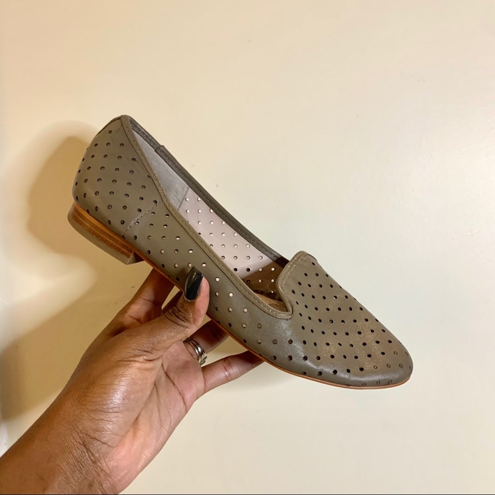 NWOT Vince Camuto Leather Perforated Flats